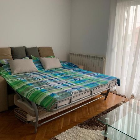 Apartman Madape سيسفيت المظهر الخارجي الصورة
